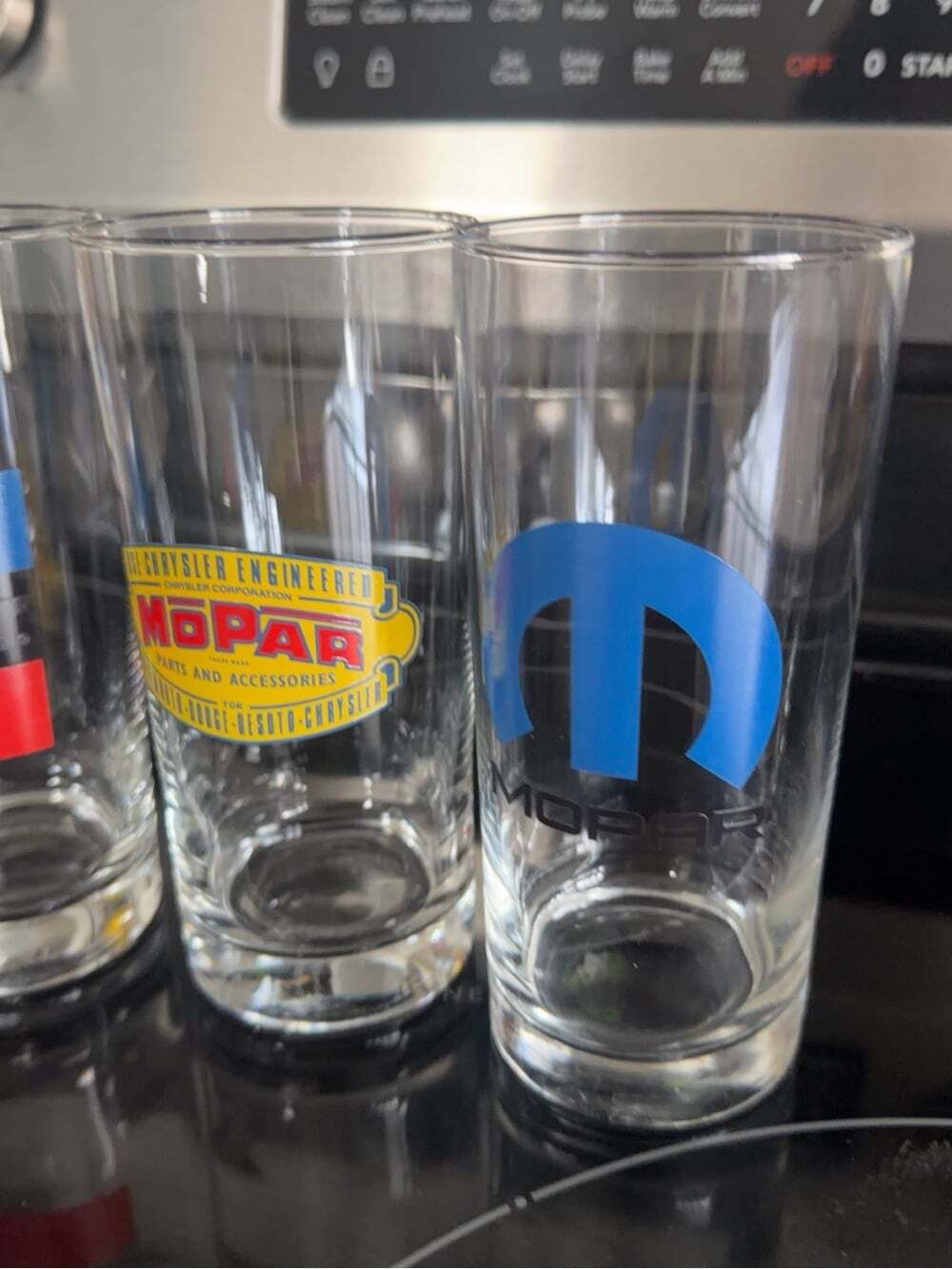 Vintage Mopar Chrysler Pint Glasses Set of 3 – Retro Automotive Barware Mancave - Picture 3 of 4
